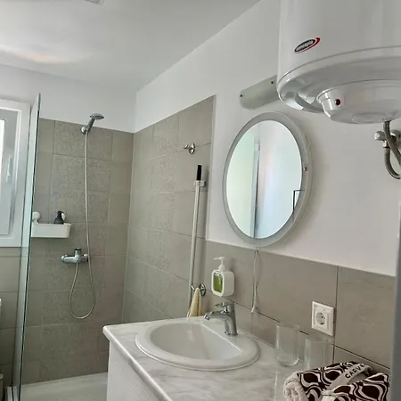 Emmanuels Central Appartamento Rhodes City
